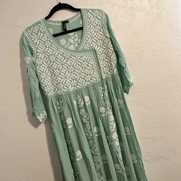 Minaz Dress Top Made in India - Picture 4 of 4